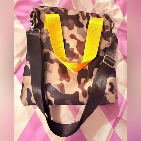 OneBlood Orlando Florida ShortyLOVE Amuse Crossbody Bag - Picture 6 of 14